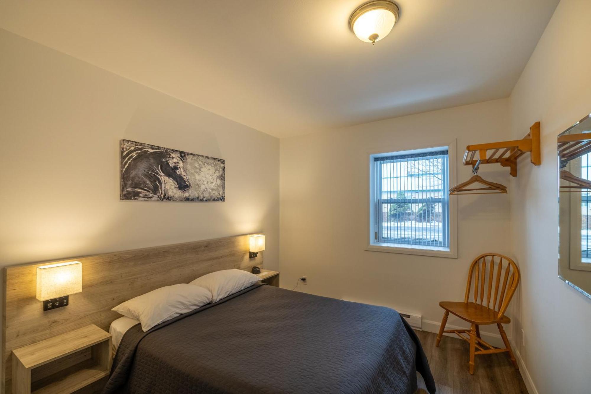 Motel Et Condo Chez Charley Sainte-Anne-de-Beaupré Esterno foto